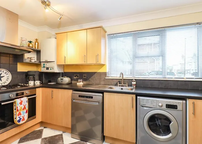 Discover the Best Hotels in East Cowes for a Memorable Stay