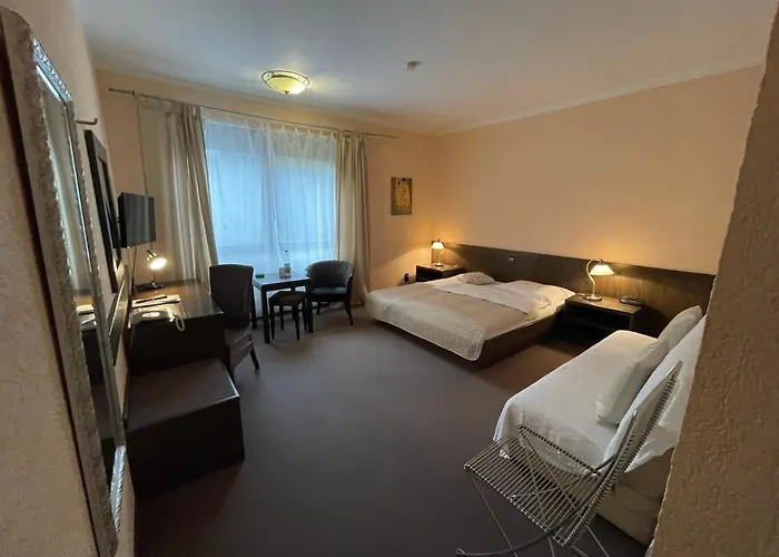 Beste Hotels mit Schwimmbad in Bad Nauheim