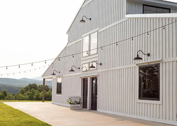 Best Hotels in Mount Airy NC