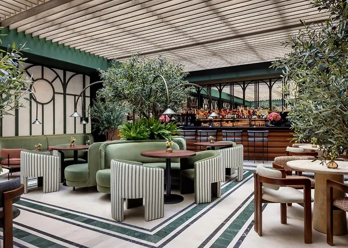 Mejores hoteles con chimenea en habitación Madrid