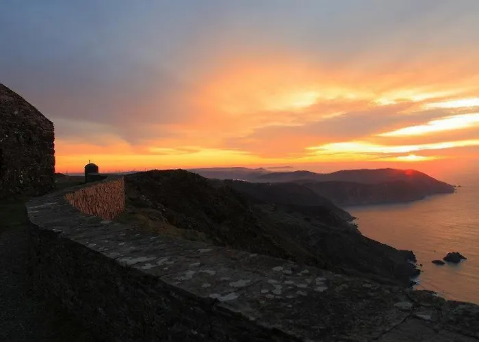 Mejores hoteles en Cariño, vive la magia costera