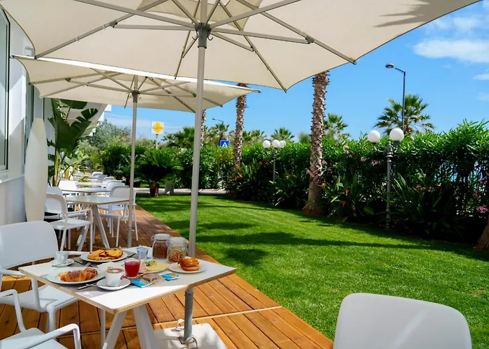 Prezzi Imbattibili all'Hotel Desiree, Alba Adriatica