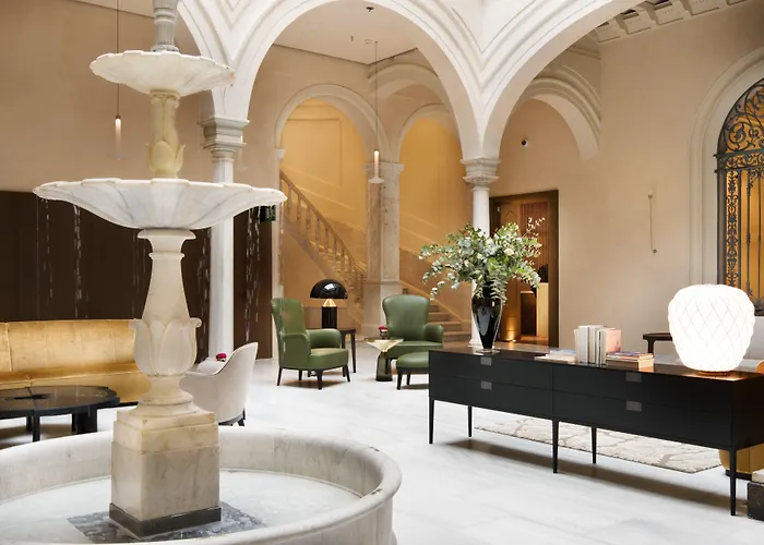 Mejores hoteles con piscina privada en habitaciones, Sevilla