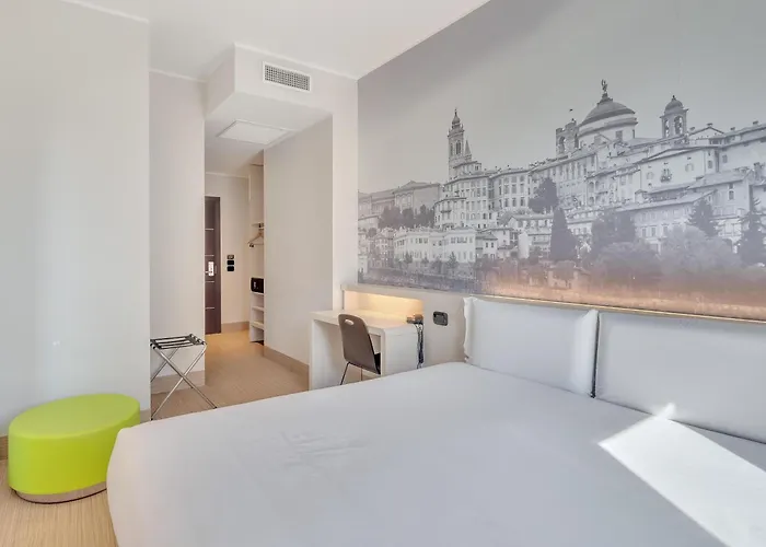 Receptionist Top per Hotel a Bergamo