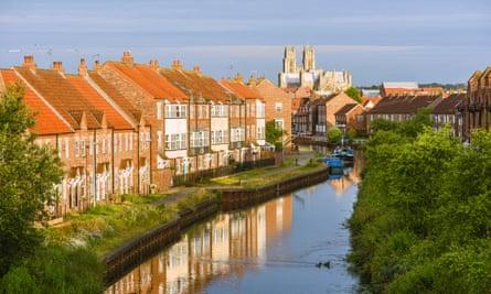 The minster, town houses, and the beck, Beverley.