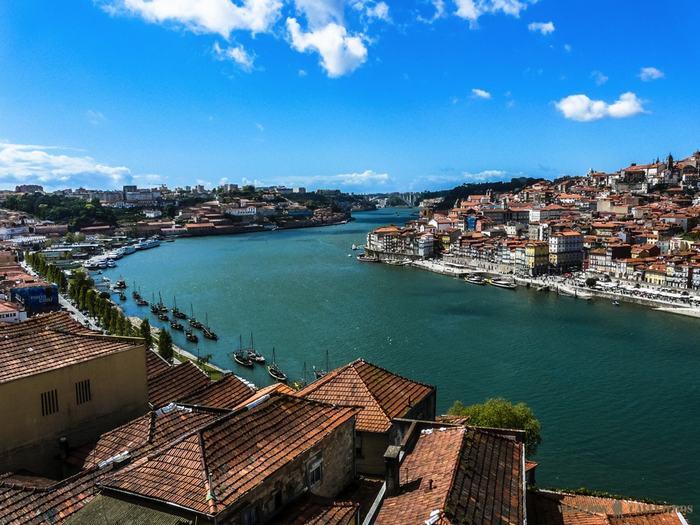 Vila Nova de Gaia, otro de los lugares donde alojarse en Oporto