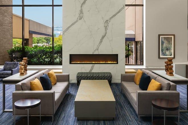 sheraton norfolk waterside hotel