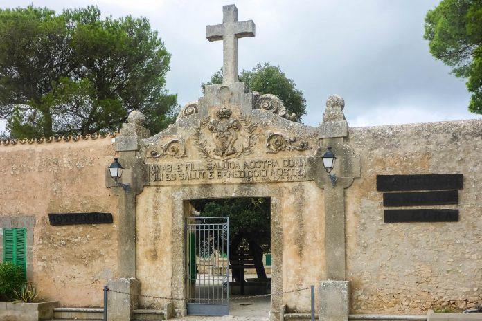 Entrance to the Santuari de Nostra Senyora de Cura, the highest and largest monastery on Randa Monastery Mountain, Mallorca, Spain - © Lila Pharaoh / franks-travelbox