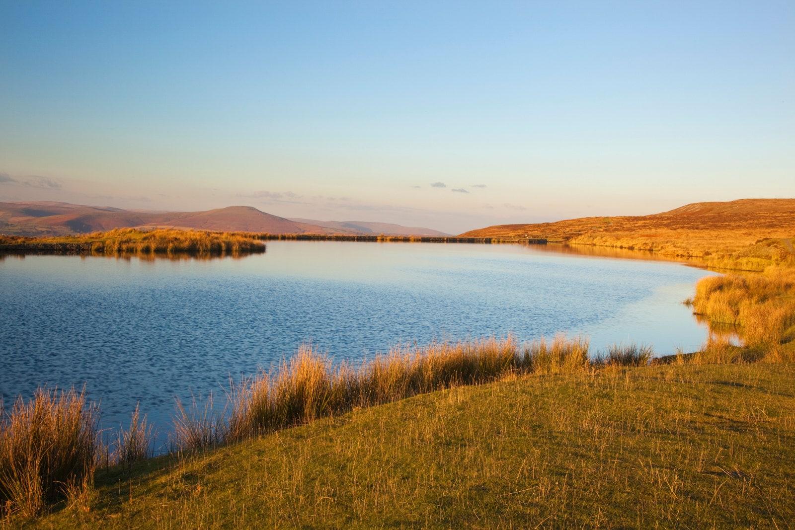 Keepers Pond  Pwll Du Brecon Beacons