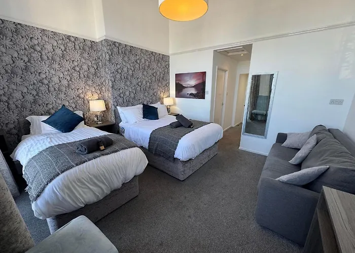 Top Accessible Hotels in Weymouth for All Travelers