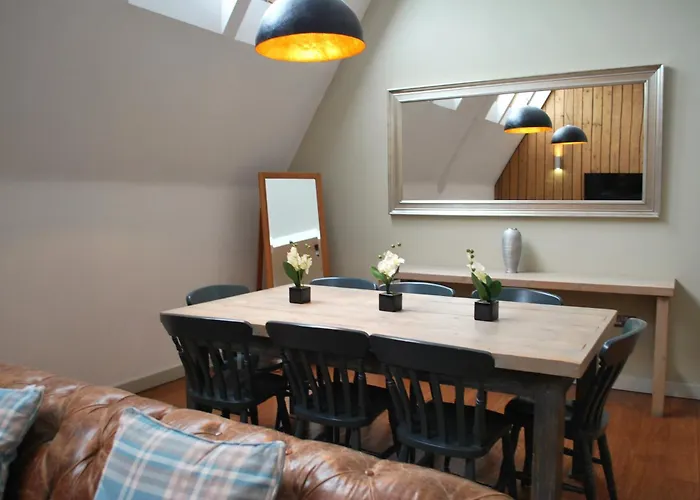 Finest Romantic Hotels in York with Hot Tub